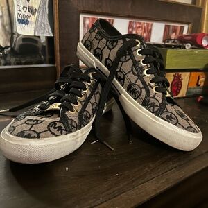 Michael Kors Tennis Shoes. Size 6